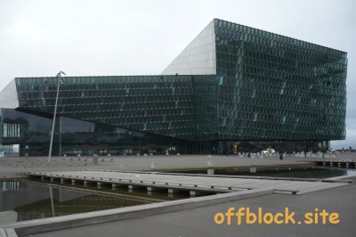 Reykjavík-Concert-Hall-and-Conference-Centre